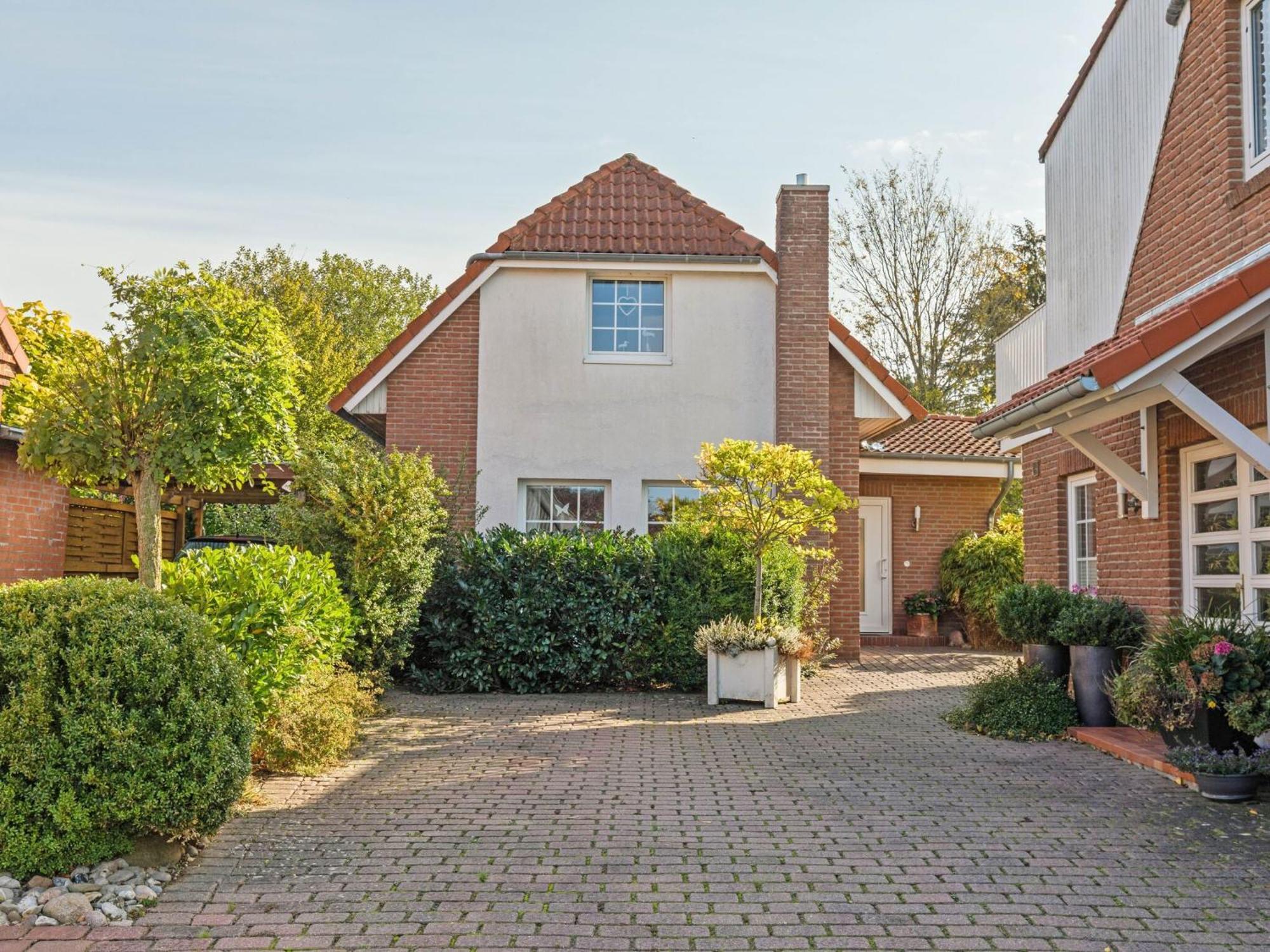 Enticing Holiday Home in Oldenburg with Garden near Sea Dannau Exterior foto
