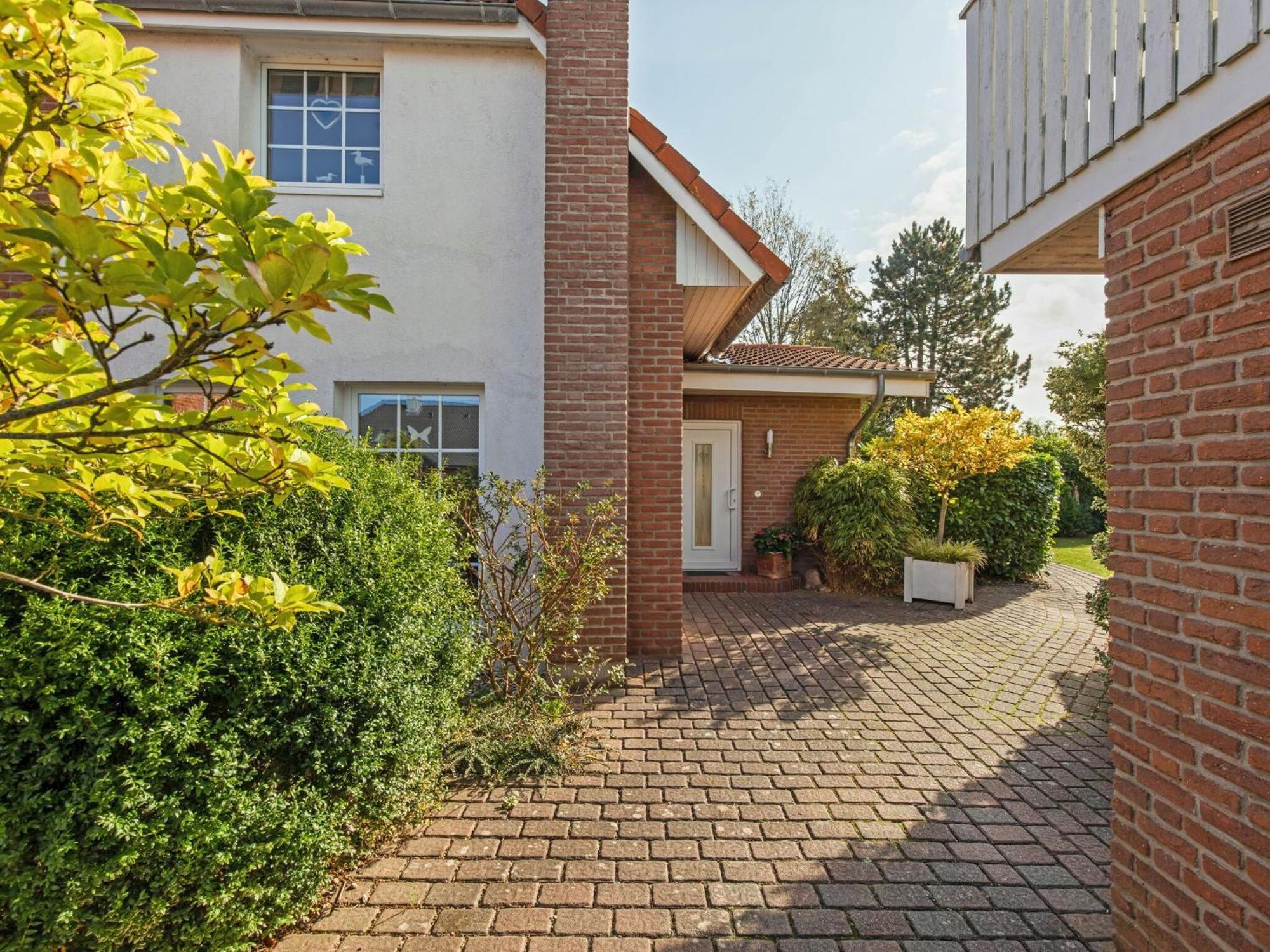 Enticing Holiday Home in Oldenburg with Garden near Sea Dannau Exterior foto